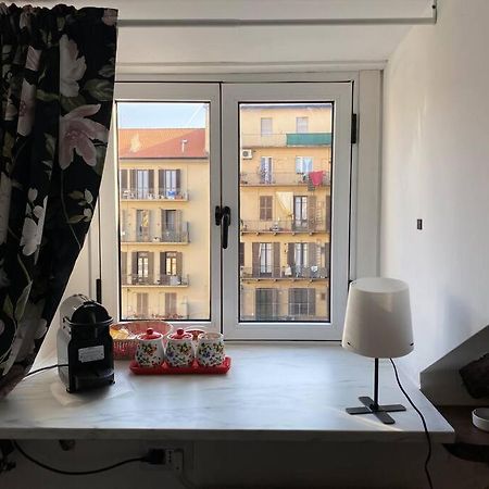 A Due Passi Dal Centro Appartement Turijn Buitenkant foto